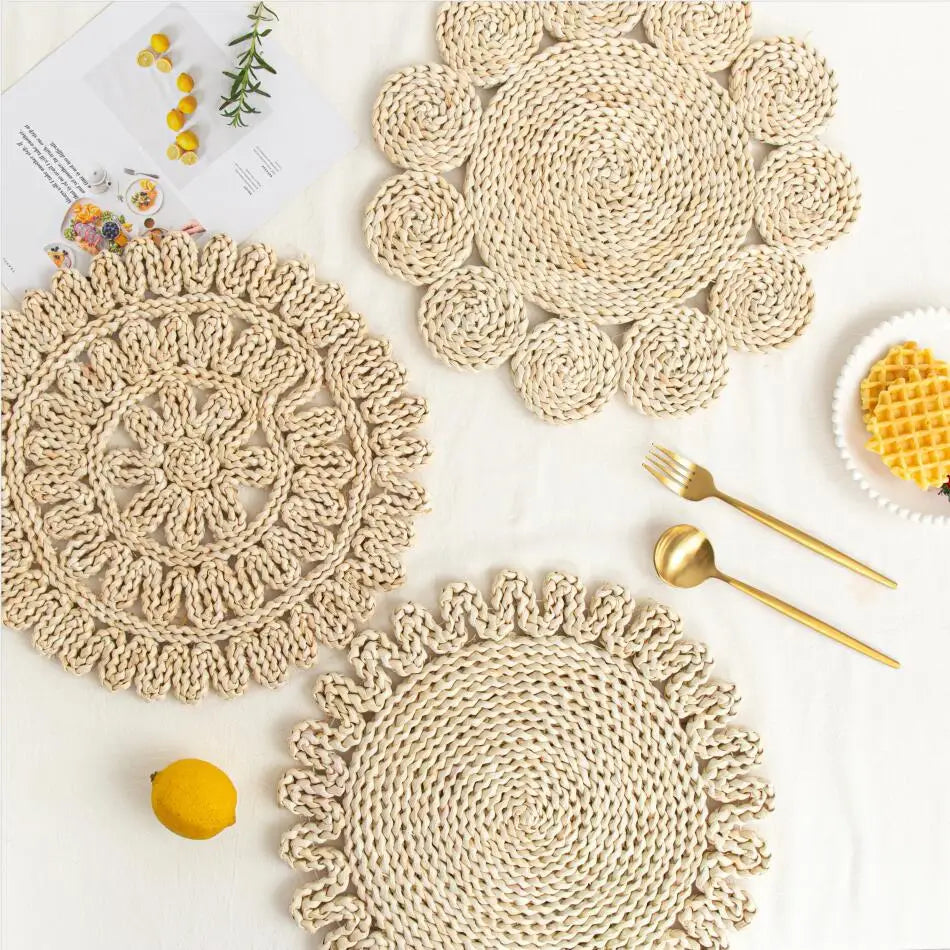 Handmade Straw Woven Corn Husk Home Casserole with Heat Insulation Tea Mat Table Mat Heat-Resistant Mat Plate Cup Placemat