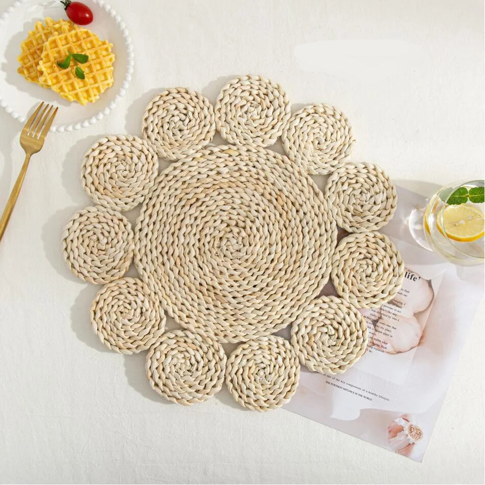 Handmade Straw Woven Corn Husk Home Casserole with Heat Insulation Tea Mat Table Mat Heat-Resistant Mat Plate Cup Placemat