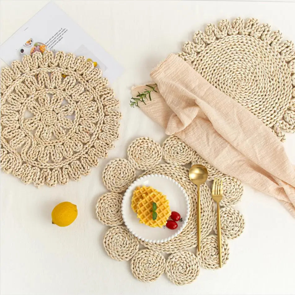 Handmade Straw Woven Corn Husk Home Casserole with Heat Insulation Tea Mat Table Mat Heat-Resistant Mat Plate Cup Placemat