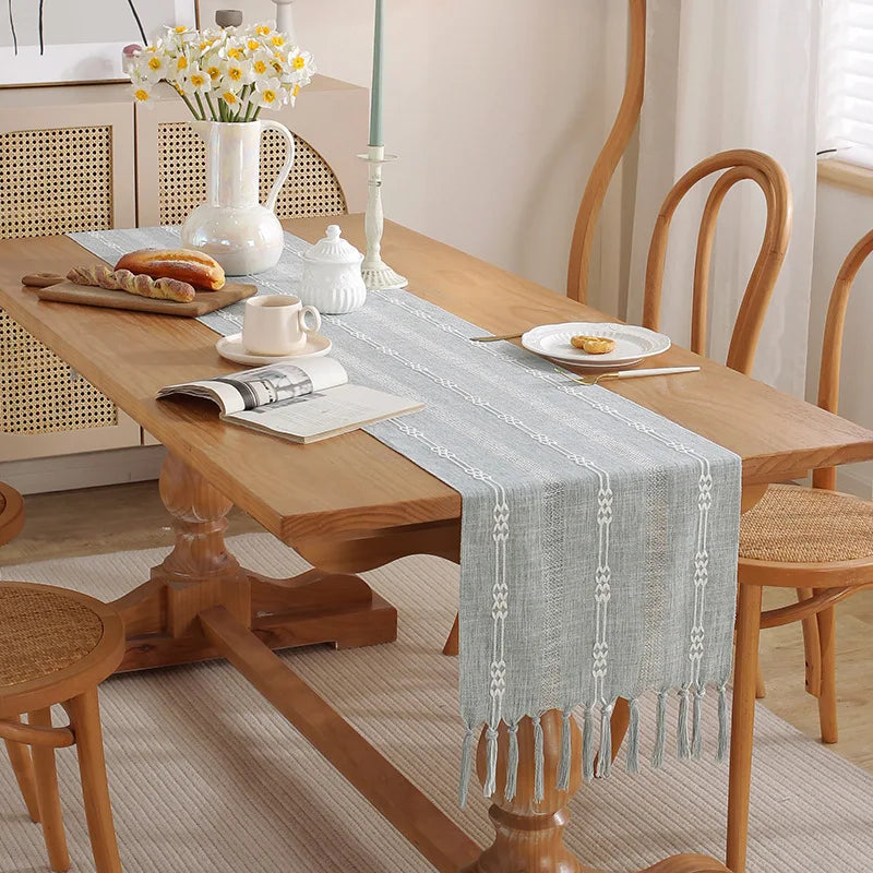 Elegant Jacquard Cotton Linen Table Runner with Tassels