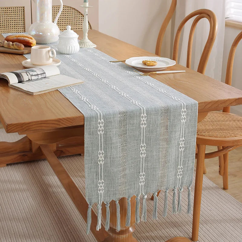 Elegant Jacquard Cotton Linen Table Runner with Tassels